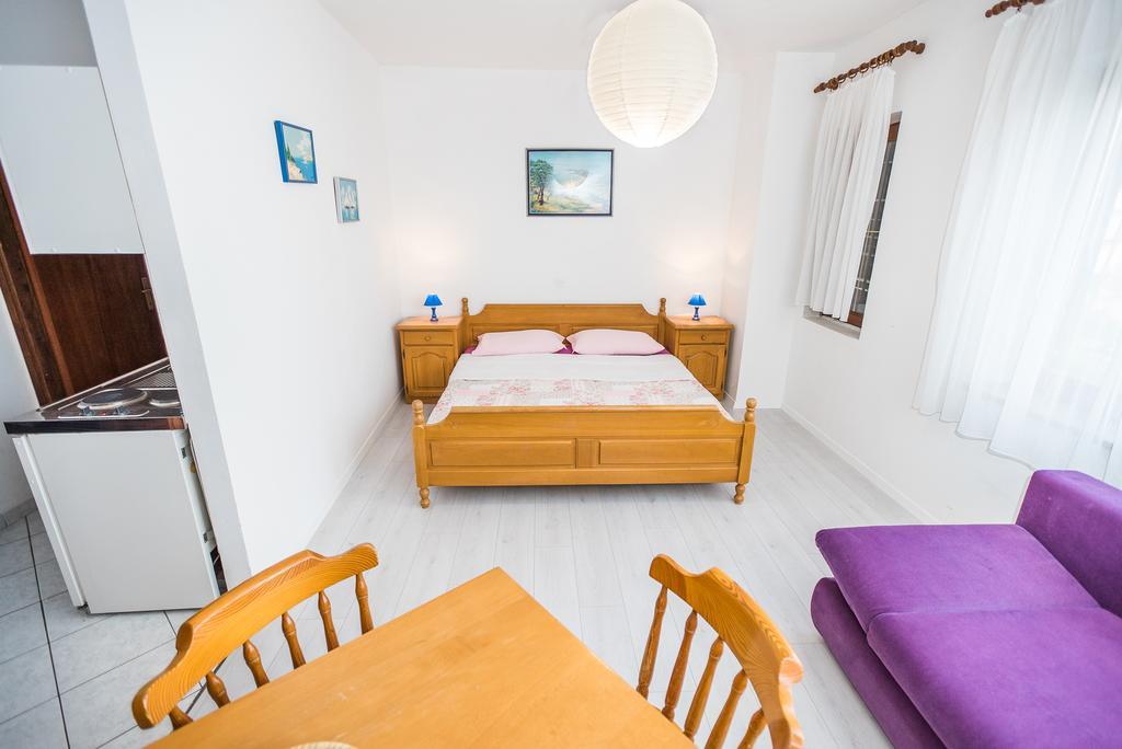 סטאריגרד-פקלניצה Apartments And Rooms Mare-Monti מראה חיצוני תמונה