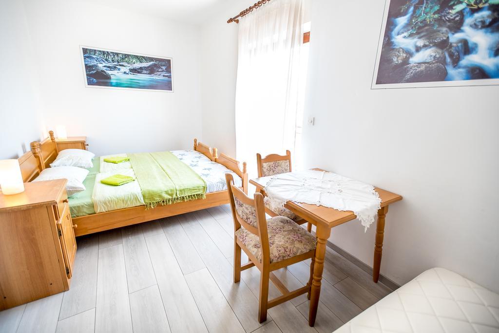 סטאריגרד-פקלניצה Apartments And Rooms Mare-Monti מראה חיצוני תמונה